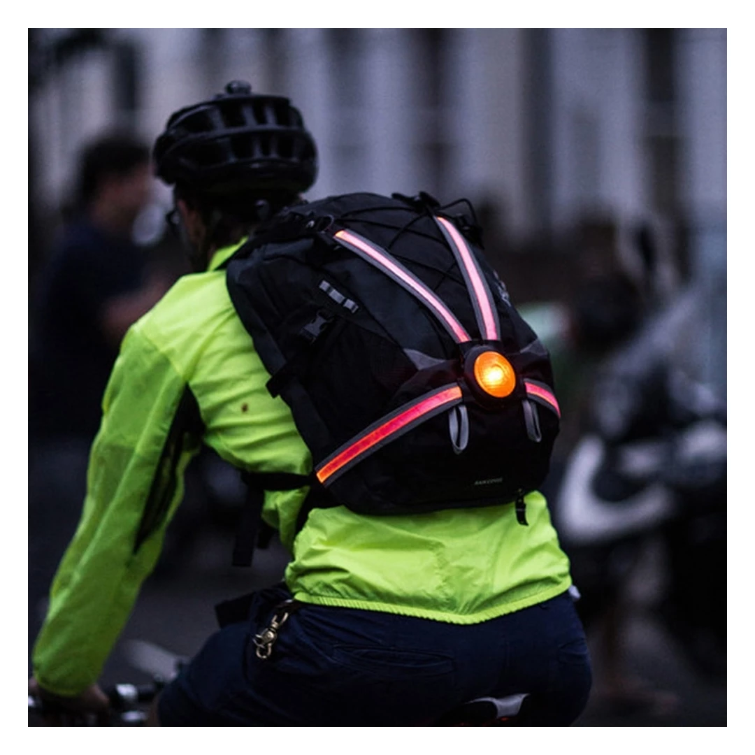 Oxford Commuter X4 Fiber Optic Rear Light - Image 5